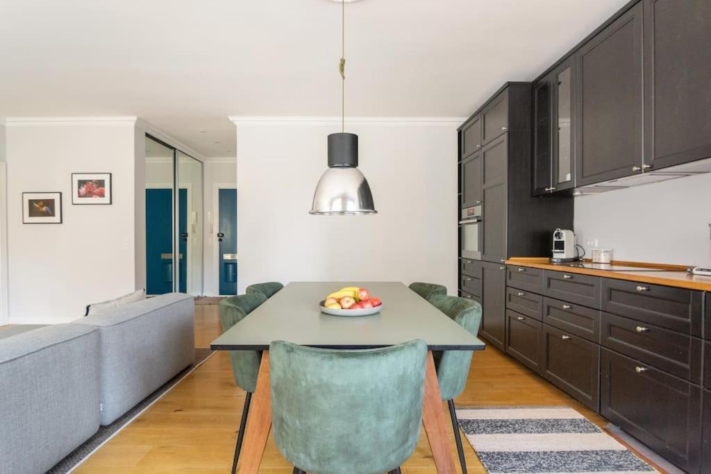 Cozy Apartment In Christianshavn W Two Balconies. Copenhagen Exterior photo